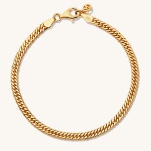 Mejuri Curb Chain Gold Bracelet